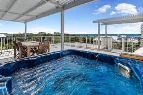 COASTAL ESCAPE - views rooftop terrace & jaccuzi